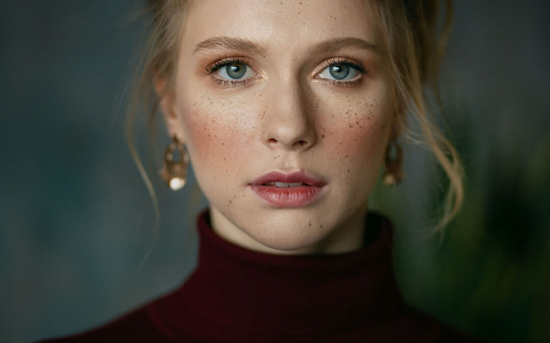 Portrait of a young woman